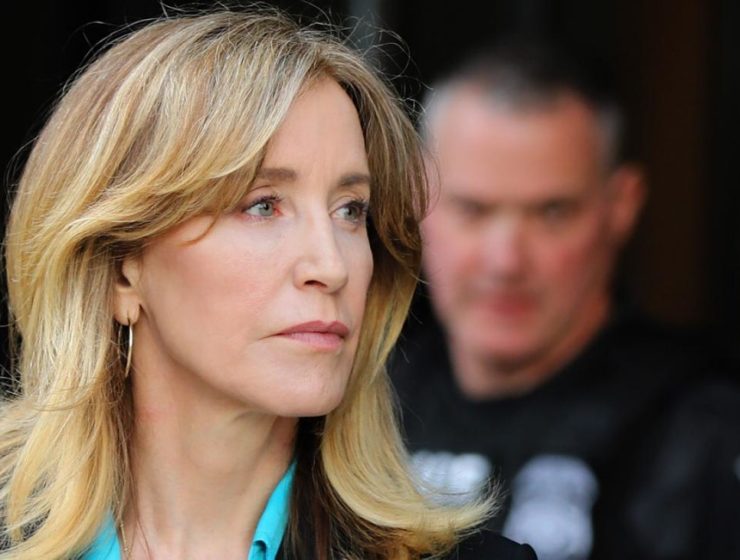 Felicity Huffman // Womagic