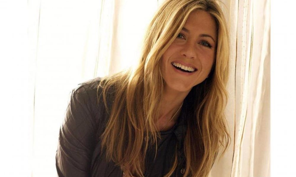 Tündéri gyerekkori képet osztott meg rajongóival Jennifer Aniston