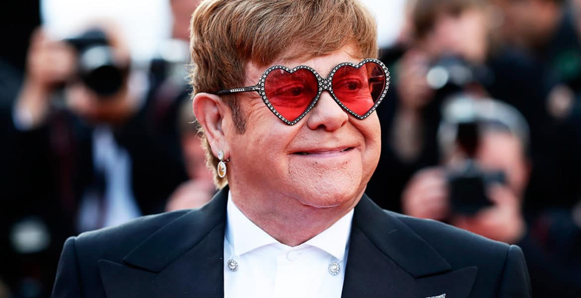 Koncert közben teljesen elment Elton John hangja Womagic